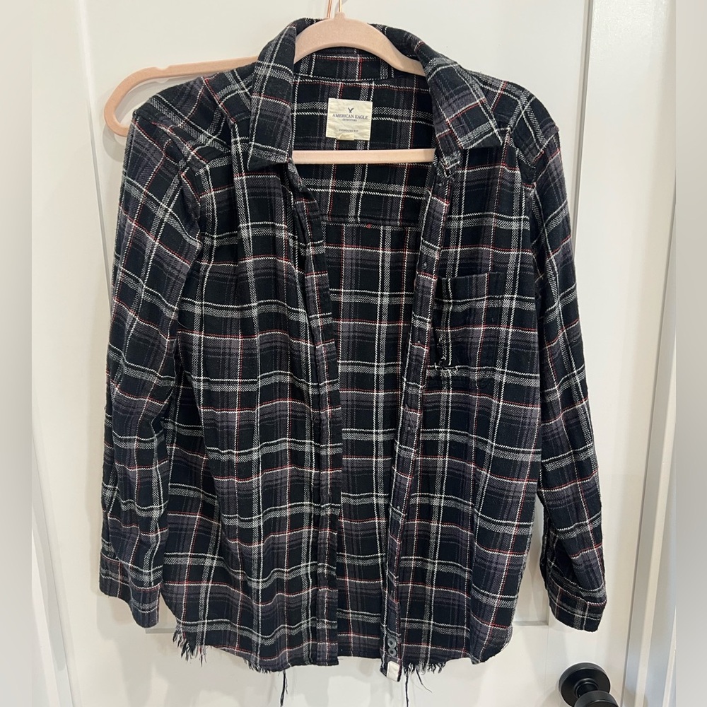 EUC American Eagle distressed flannel with embroidered flowers